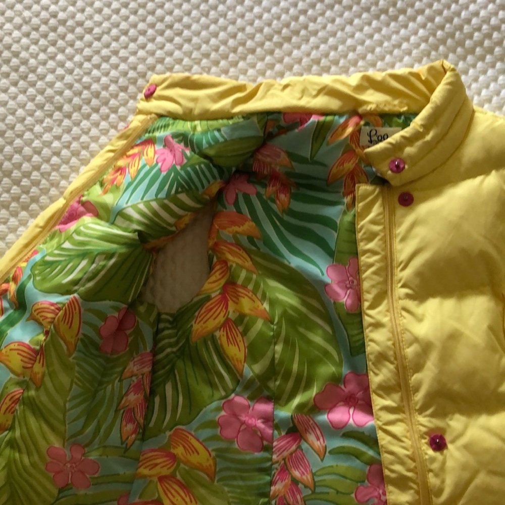 Vest - Picture 3 of 5
